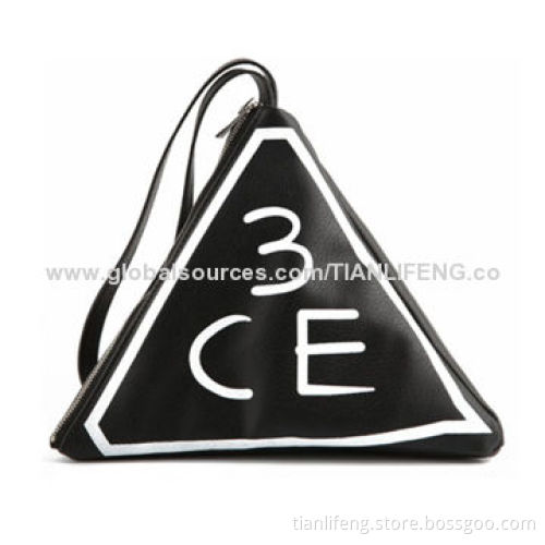 Fashion triangle cosmetic bag, new style